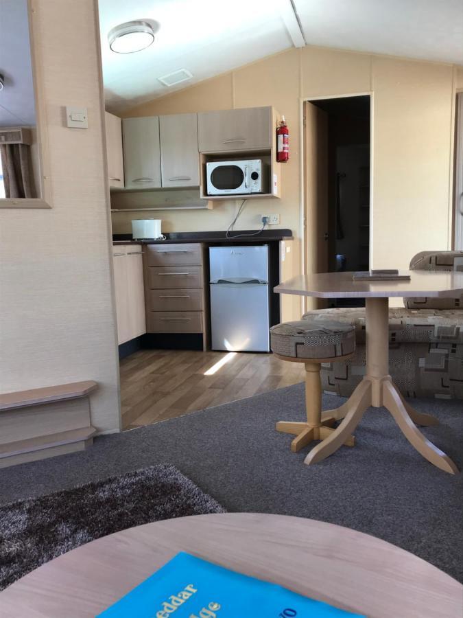 Pet Friendly Riverside Static Caravan Cheddar Exterior foto