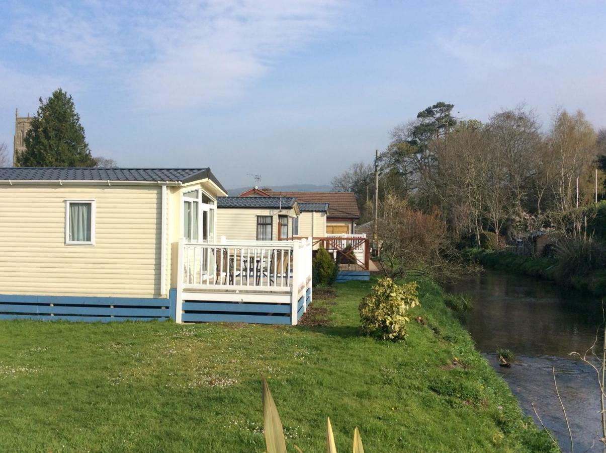Pet Friendly Riverside Static Caravan Cheddar Exterior foto